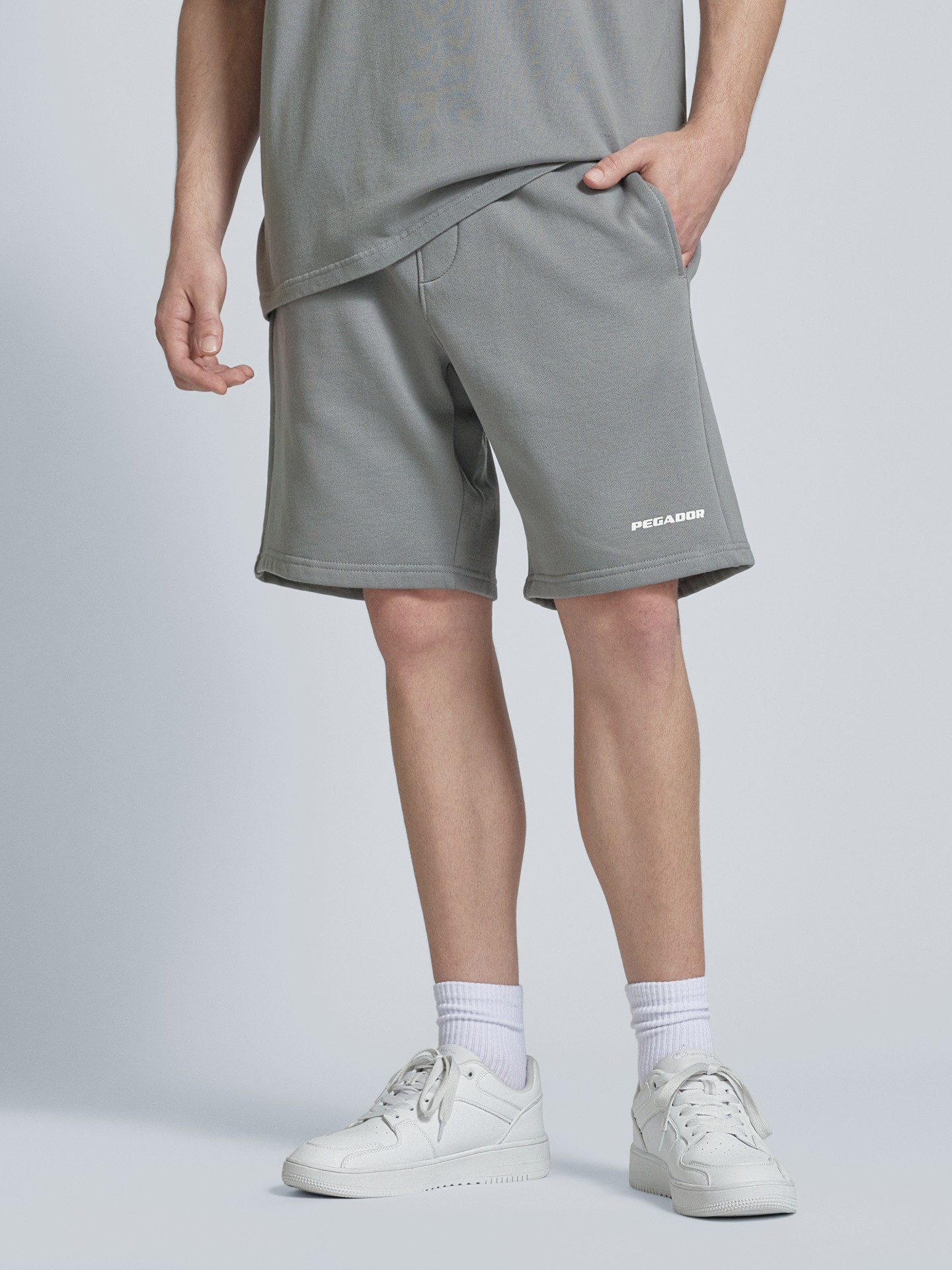 شلوارک گرم بالا رنگ Washed Cool Grey برند پگادور PEGADOR