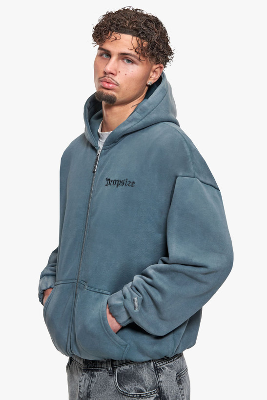 سویشرت بیسیک گرم بالا لوگو گلدوزی رنگ Washed Grey برند دراپسایز DROPSIZE