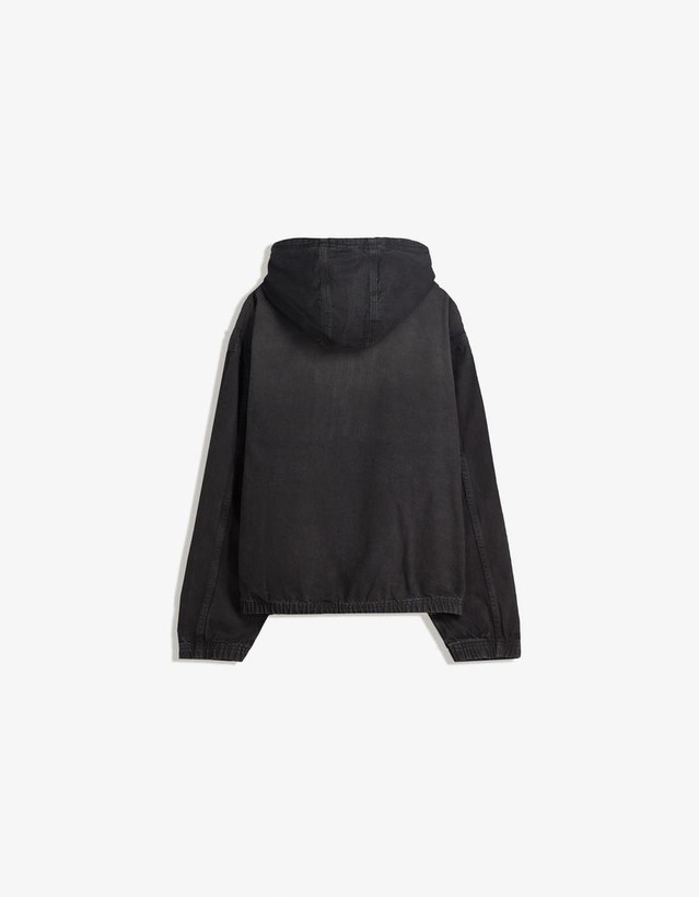 سویشرت جین باکسی جلو تیکه دوزی رنگ مشکی سنگشور برند برشکا BERSHKA