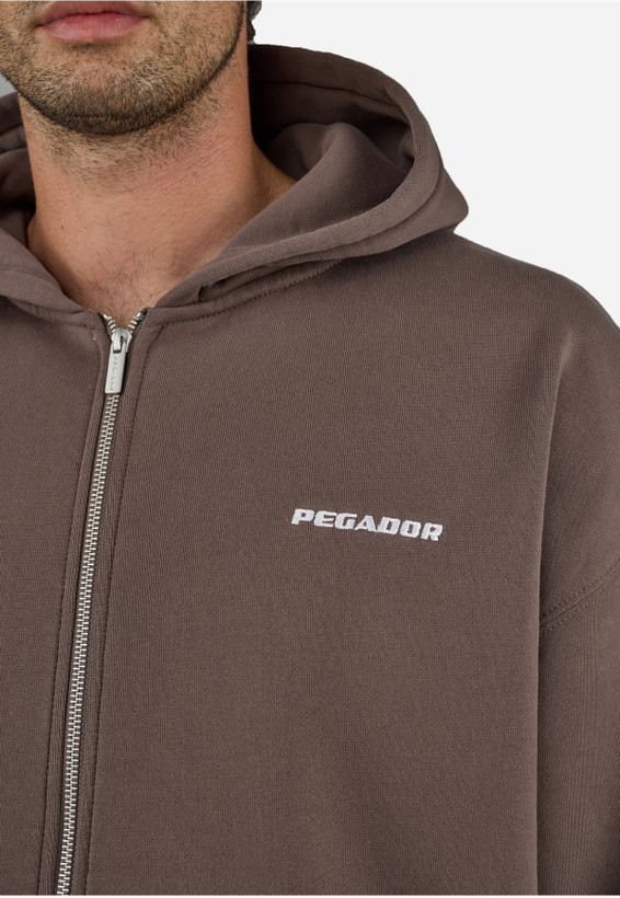 سویشرت بیسیک اورسایز رنگ قهوه ای برند پگادور PEGADOR