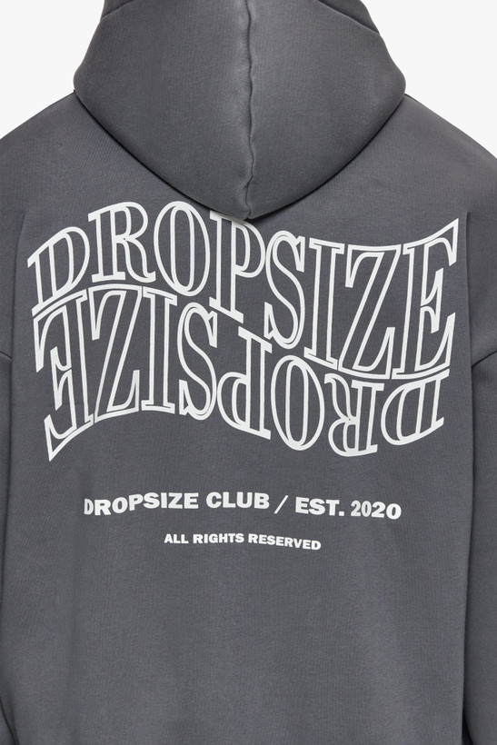 سویشرت پشت چاپ رنگ طوسی سنگشور برند دراپسایز DROPSIZE
